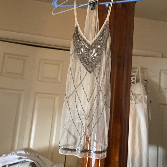 Small see through blouse embellished silver overtones - Picture 8 of 8